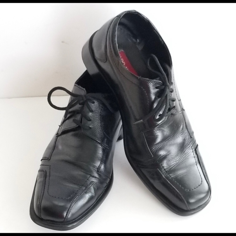 Men’s black Aldo casual/dress shoe. Size 9